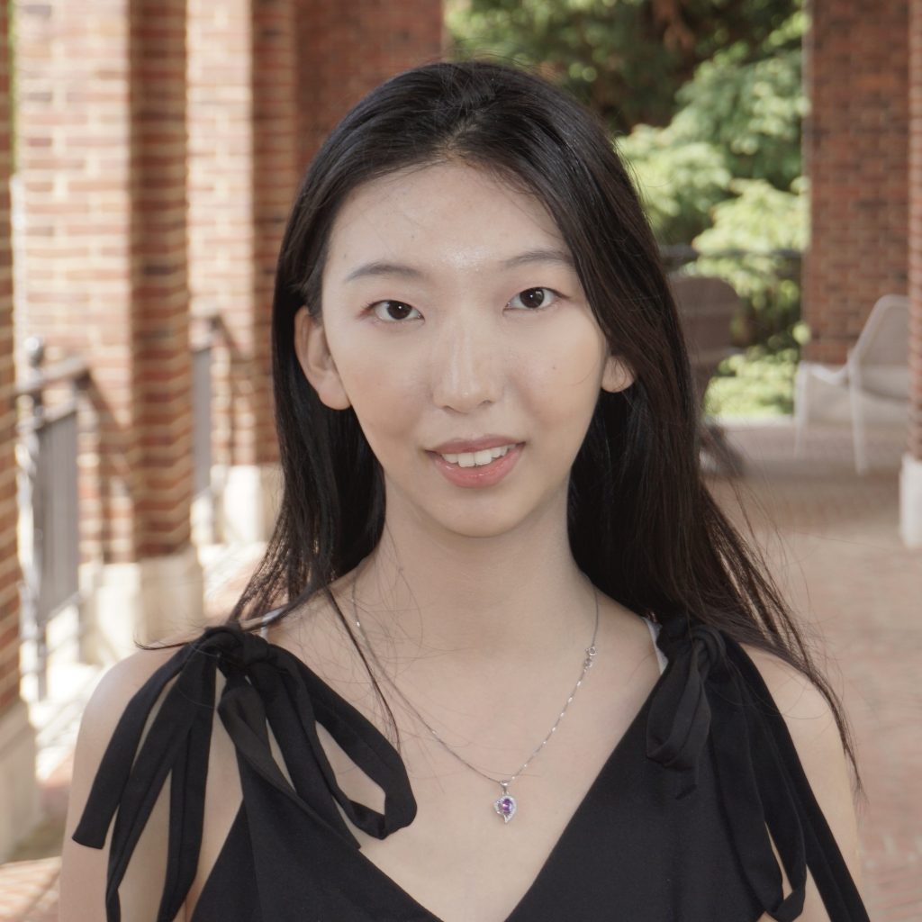 Alina Guo